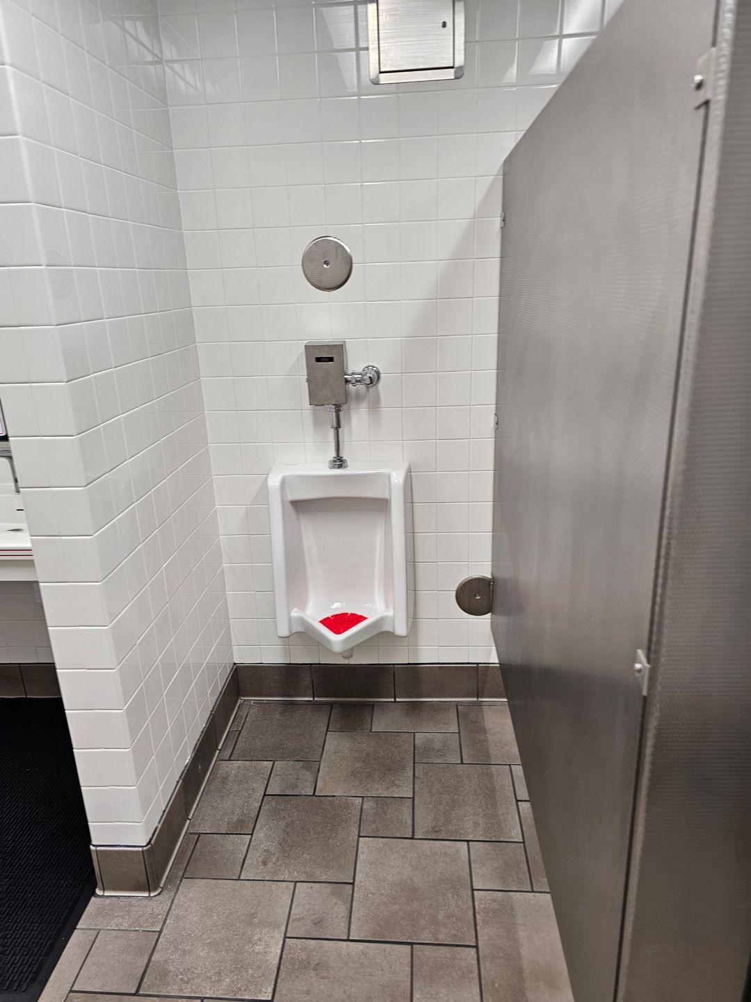 Restroom photo 1
