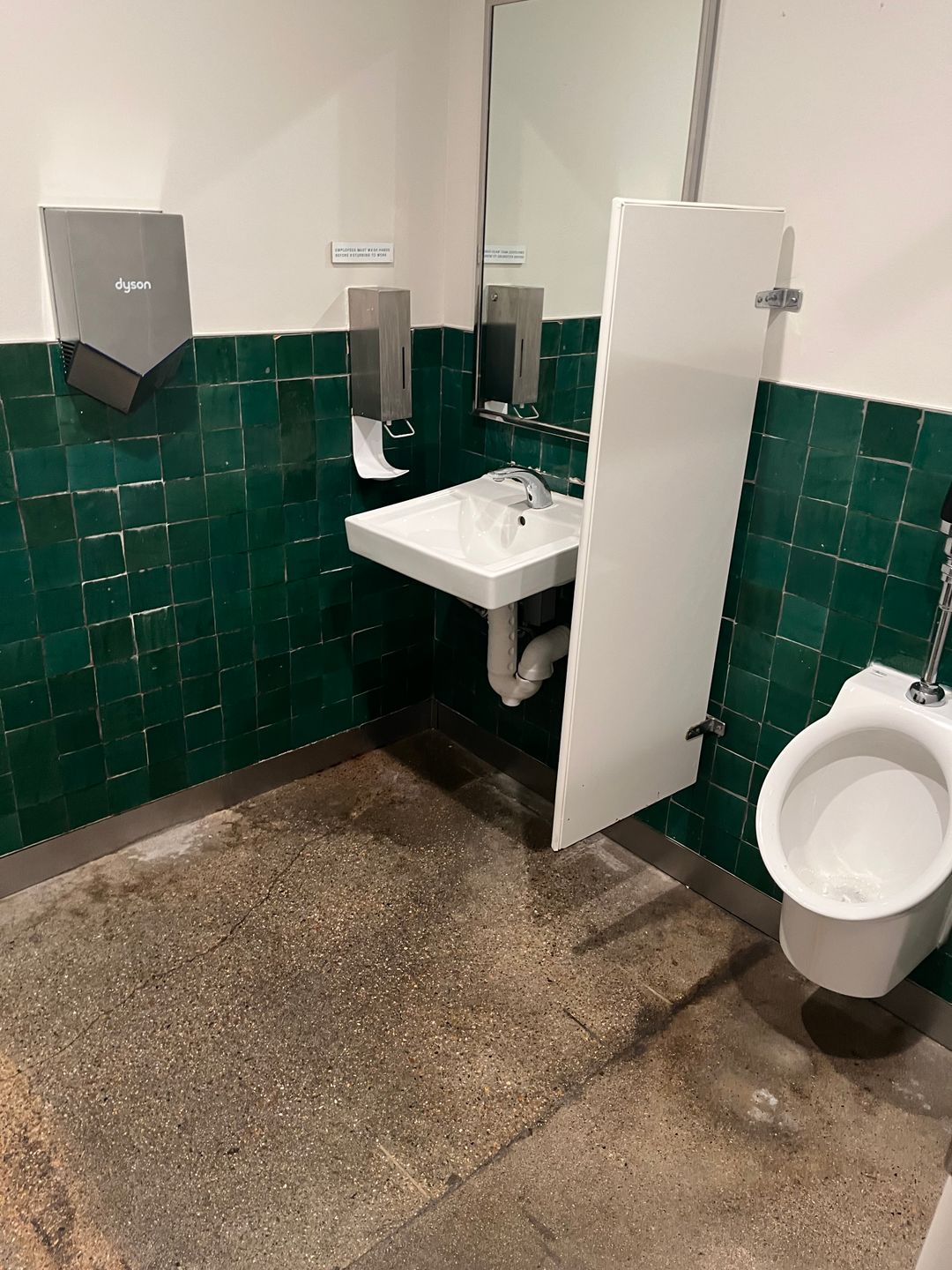 Restroom photo 1