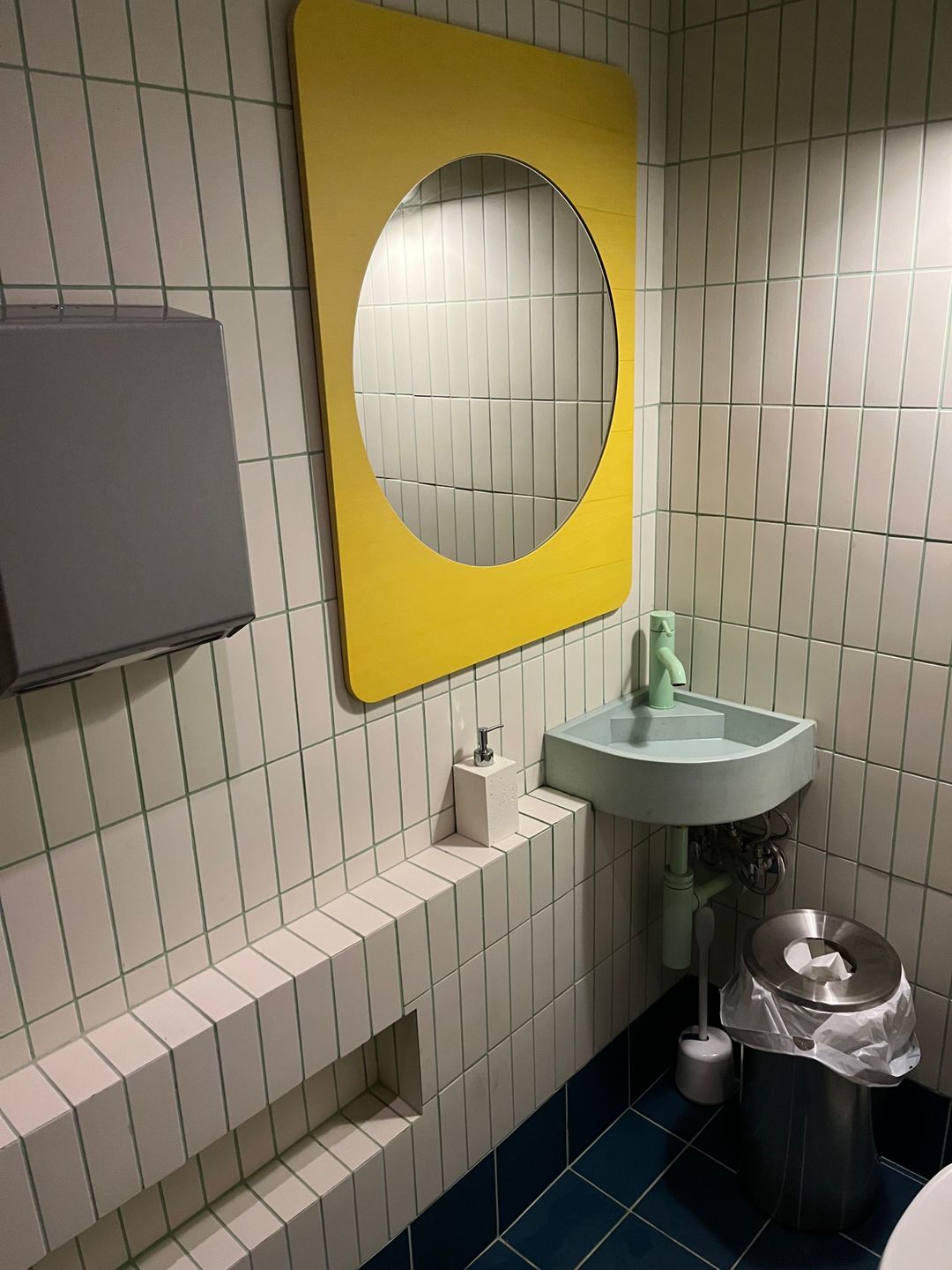 Restroom photo 1