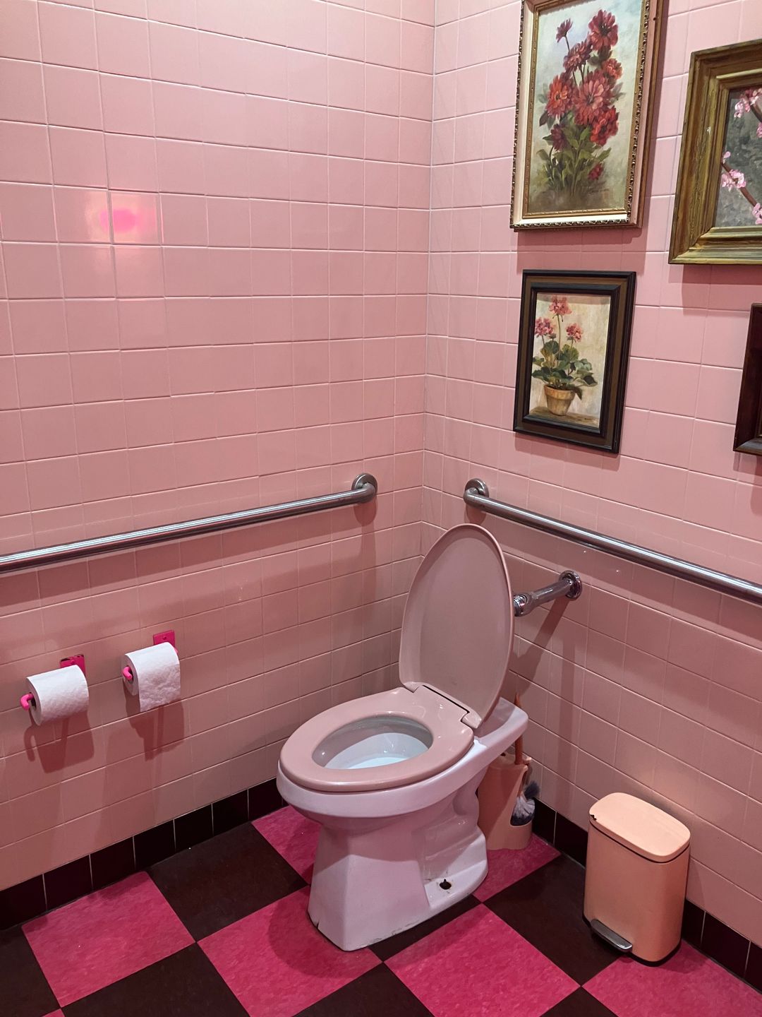 Restroom photo 1