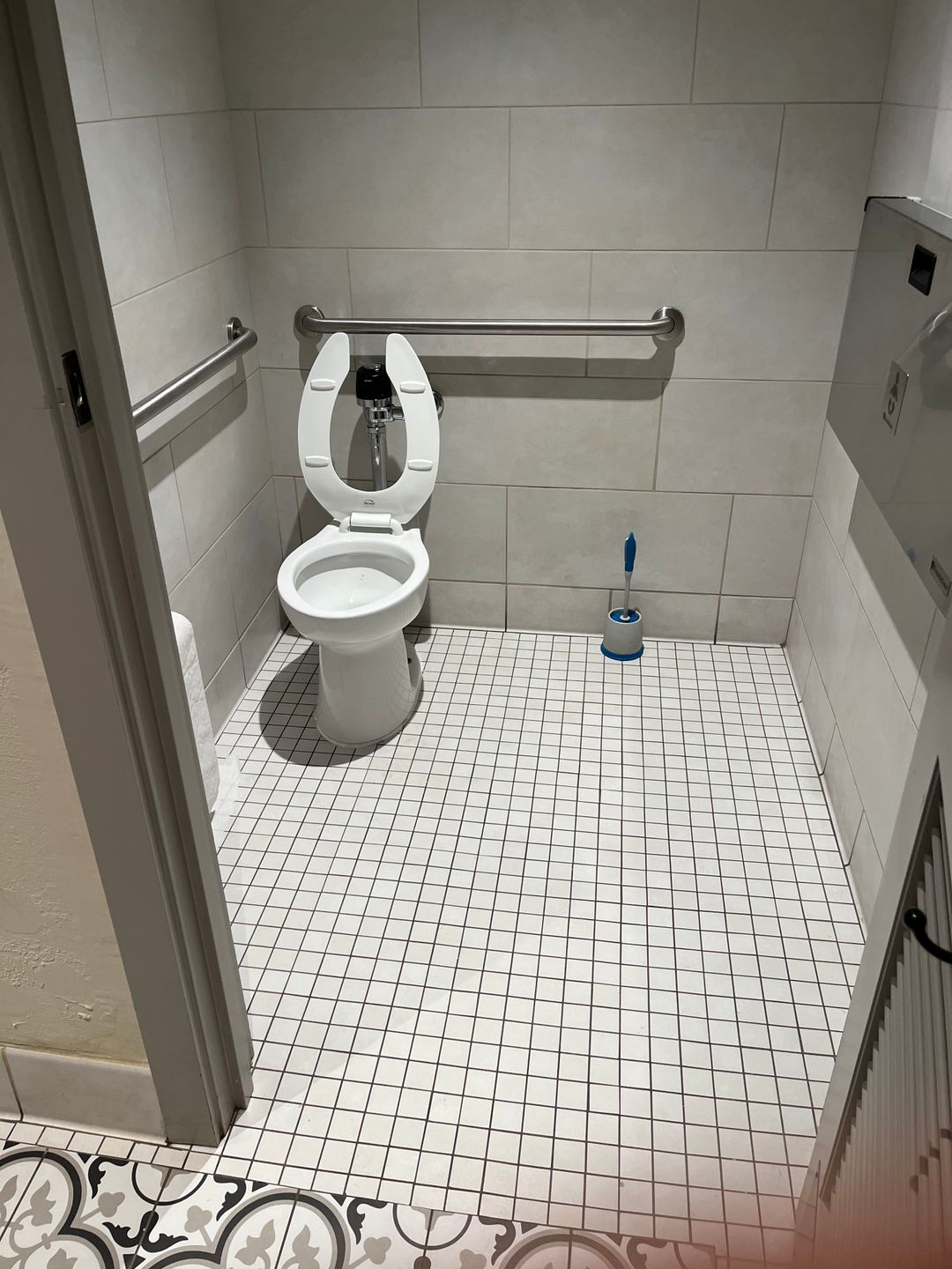 Restroom photo 1